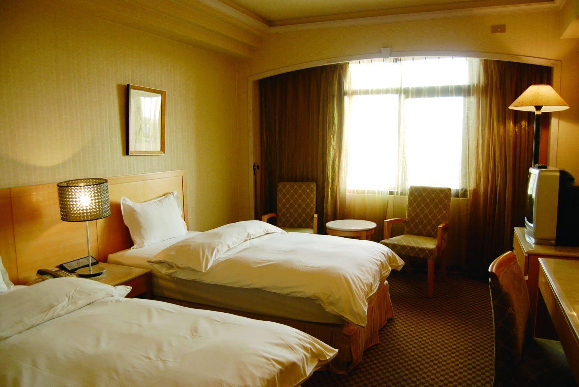 Ardi Hotel Yuanlin Extérieur photo